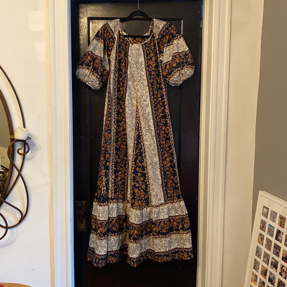 Cottagecore vintage prairie dress